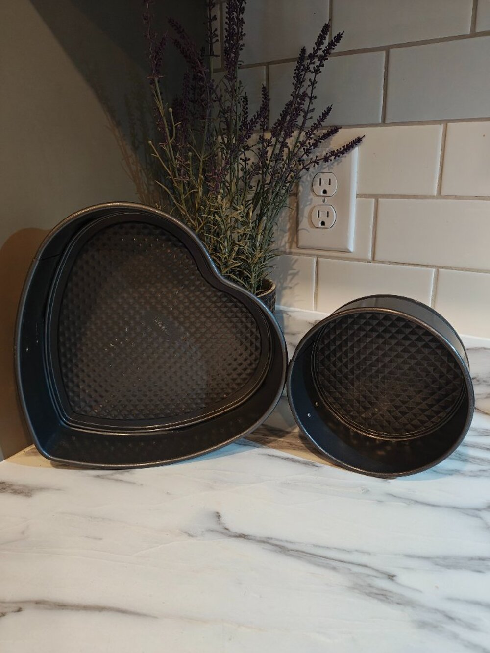 Vintage Wilton Springform Pans Set of 2 Heart & Round Cake Baking Pans